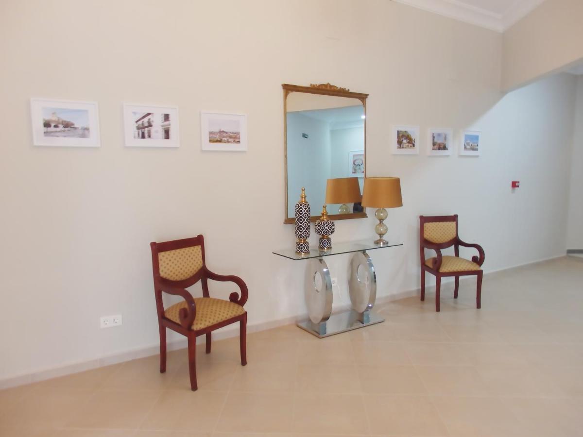 Hostal Montemayor โมแกร์ ภายนอก รูปภาพ