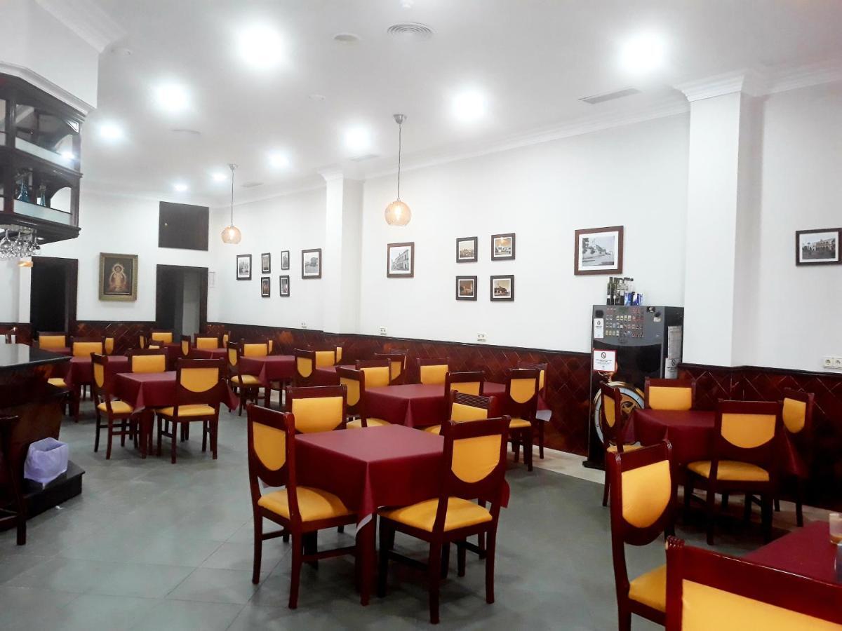 Hostal Montemayor โมแกร์ ภายนอก รูปภาพ